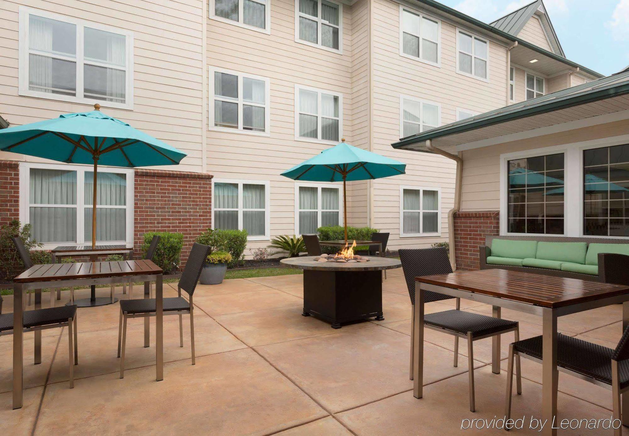 Residence Inn By Marriott Houston The Woodlands/Lake Front Circle Exterior photo